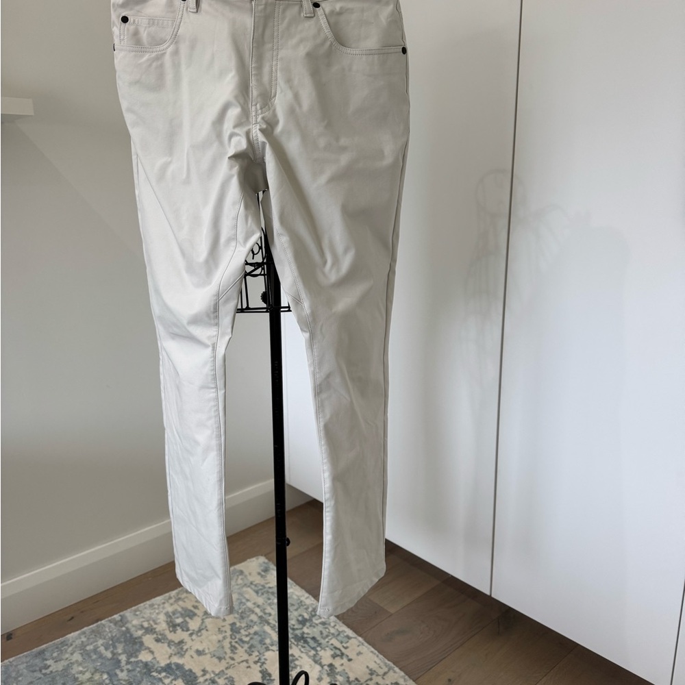 Nike Cream Chinos Lightweight Cotton Blend